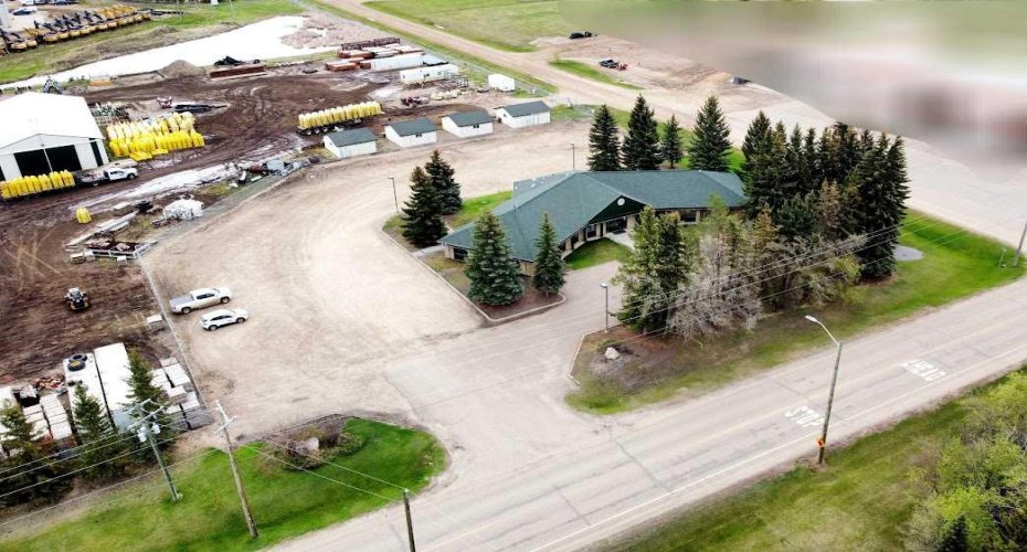 4510 50 Street, Sedgewick, Alberta T0B 4C0, ,Commercial,For Sale,50,A2138557