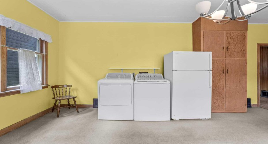 404 Otter Street, Banff, Alberta T1L1E3, 3 Bedrooms Bedrooms, ,2 BathroomsBathrooms,Residential,For Sale,Otter,A2232374