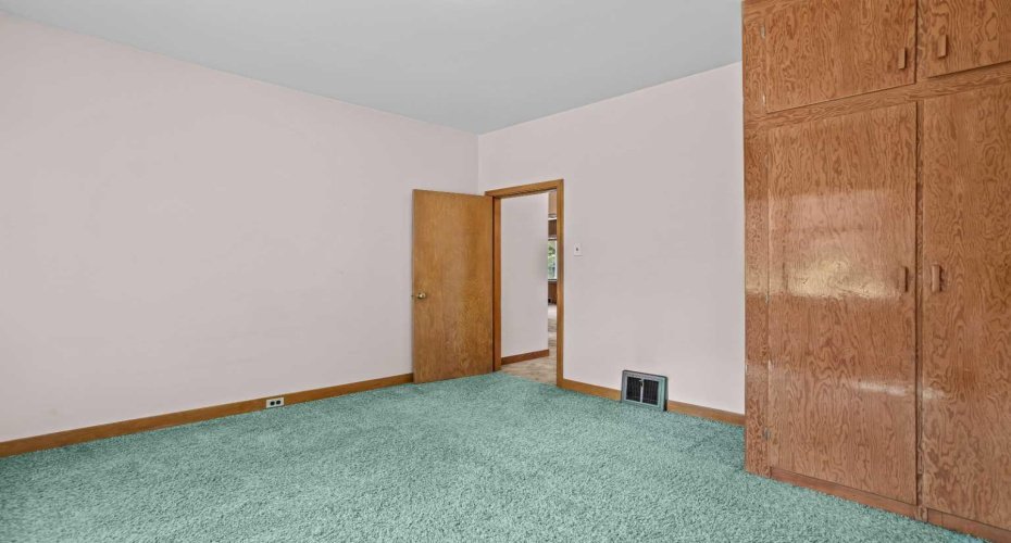 404 Otter Street, Banff, Alberta T1L1E3, 3 Bedrooms Bedrooms, ,2 BathroomsBathrooms,Residential,For Sale,Otter,A2232374