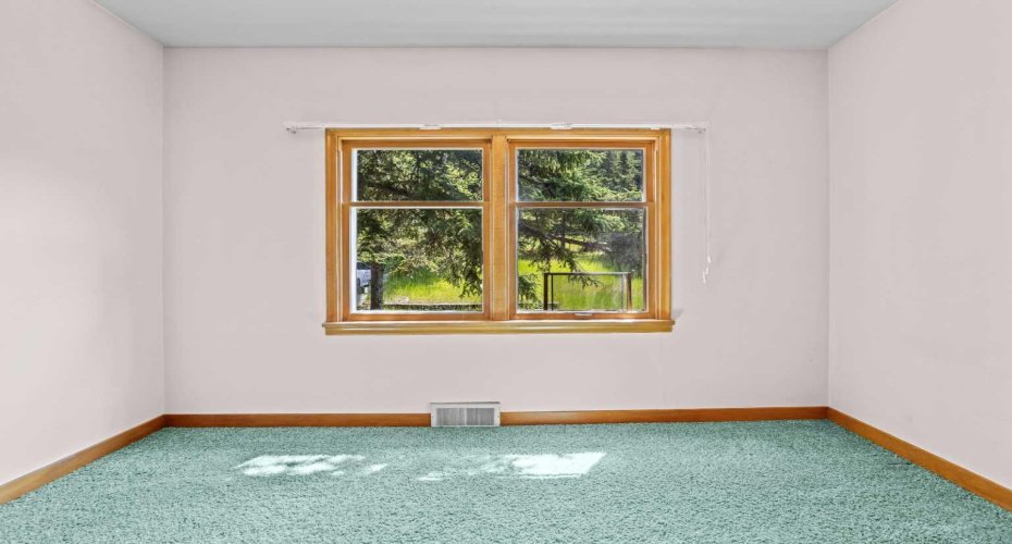 404 Otter Street, Banff, Alberta T1L1E3, 3 Bedrooms Bedrooms, ,2 BathroomsBathrooms,Residential,For Sale,Otter,A2232374