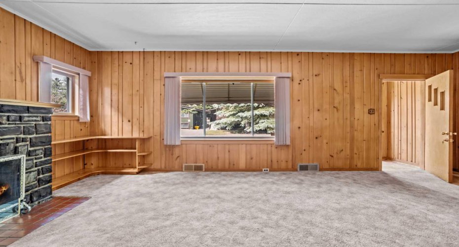 404 Otter Street, Banff, Alberta T1L1E3, 3 Bedrooms Bedrooms, ,2 BathroomsBathrooms,Residential,For Sale,Otter,A2232374