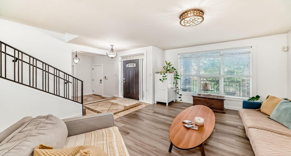 340 Tartan Circle, Lethbridge, Alberta T1J 0Z1, 6 Bedrooms Bedrooms, ,4 BathroomsBathrooms,Residential,For Sale,Tartan,A2228153