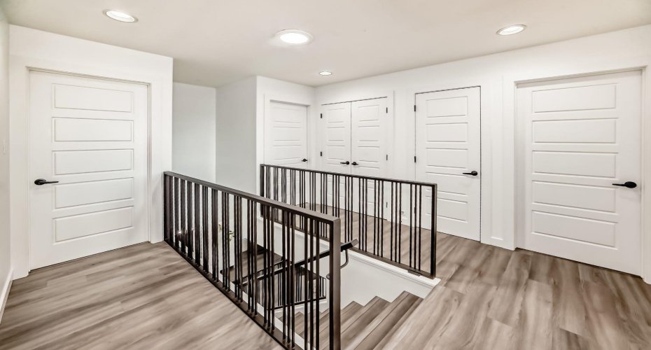 340 Tartan Circle, Lethbridge, Alberta T1J 0Z1, 6 Bedrooms Bedrooms, ,4 BathroomsBathrooms,Residential,For Sale,Tartan,A2228153