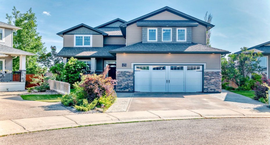 340 Tartan Circle, Lethbridge, Alberta T1J 0Z1, 6 Bedrooms Bedrooms, ,4 BathroomsBathrooms,Residential,For Sale,Tartan,A2228153