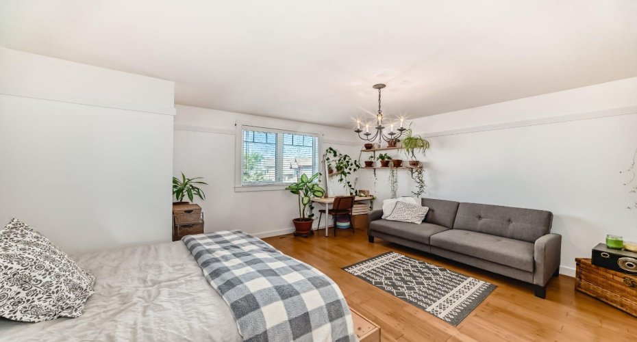 340 Tartan Circle, Lethbridge, Alberta T1J 0Z1, 6 Bedrooms Bedrooms, ,4 BathroomsBathrooms,Residential,For Sale,Tartan,A2228153