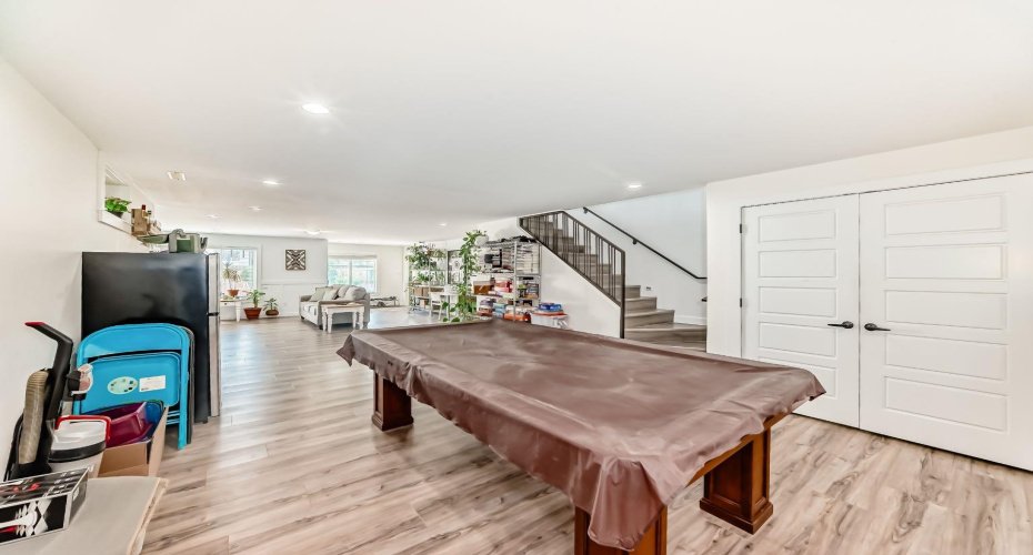 340 Tartan Circle, Lethbridge, Alberta T1J 0Z1, 6 Bedrooms Bedrooms, ,4 BathroomsBathrooms,Residential,For Sale,Tartan,A2228153