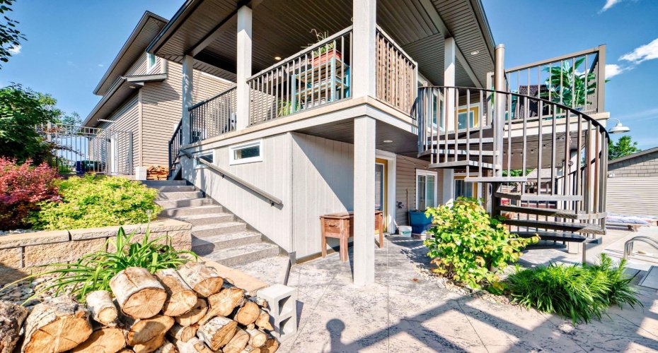 340 Tartan Circle, Lethbridge, Alberta T1J 0Z1, 6 Bedrooms Bedrooms, ,4 BathroomsBathrooms,Residential,For Sale,Tartan,A2228153