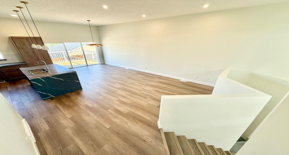 124 TRESTLE Place, Hinton, Alberta T7V0B8, 4 Bedrooms Bedrooms, ,3 BathroomsBathrooms,Residential,For Sale,TRESTLE,A2229266