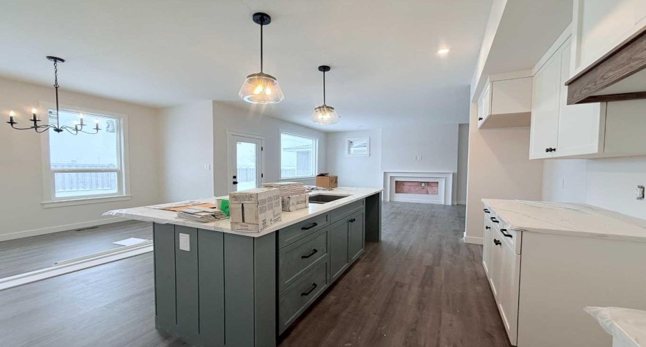 13301 105 Street, Grande Prairie, Alberta T8X 0W5, 4 Bedrooms Bedrooms, ,3 BathroomsBathrooms,Residential,For Sale,105,A2232913