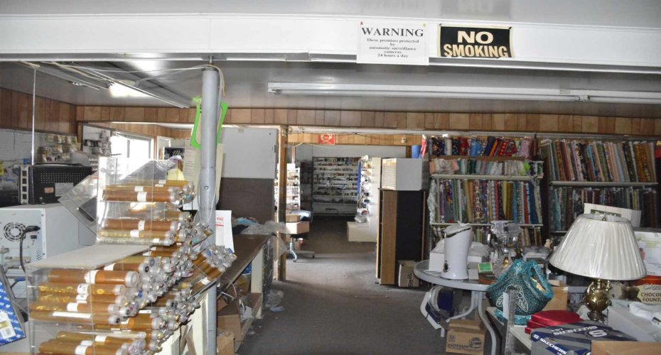 Peace River, Alberta, ,Commercial,For Sale,A2232977