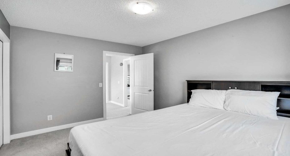612 Luxstone Landing, Airdrie, Alberta T4B3L2, 3 Bedrooms Bedrooms, ,3 BathroomsBathrooms,Residential,For Sale,Luxstone,A2228879
