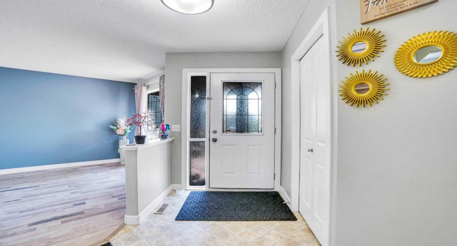 612 Luxstone Landing, Airdrie, Alberta T4B3L2, 3 Bedrooms Bedrooms, ,3 BathroomsBathrooms,Residential,For Sale,Luxstone,A2228879