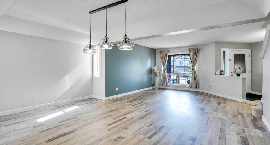 612 Luxstone Landing, Airdrie, Alberta T4B3L2, 3 Bedrooms Bedrooms, ,3 BathroomsBathrooms,Residential,For Sale,Luxstone,A2228879