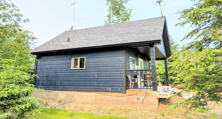 4 4A Street, Faust, Alberta T0G 0X0, 1 Bedroom Bedrooms, ,1 BathroomBathrooms,Residential,For Sale,4A,A2232797