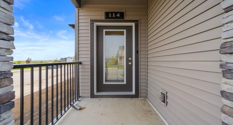 114 Lewiston Way, Calgary, Alberta T3P 2H8, 4 Bedrooms Bedrooms, ,3 BathroomsBathrooms,Residential,For Sale,Lewiston,A2232143