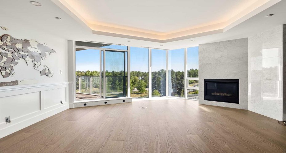 738 1 Avenue, Calgary, Alberta T2P 5G8, 2 Bedrooms Bedrooms, ,2 BathroomsBathrooms,Residential,For Sale,1,A2233022