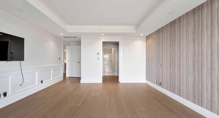 738 1 Avenue, Calgary, Alberta T2P 5G8, 2 Bedrooms Bedrooms, ,2 BathroomsBathrooms,Residential,For Sale,1,A2233022