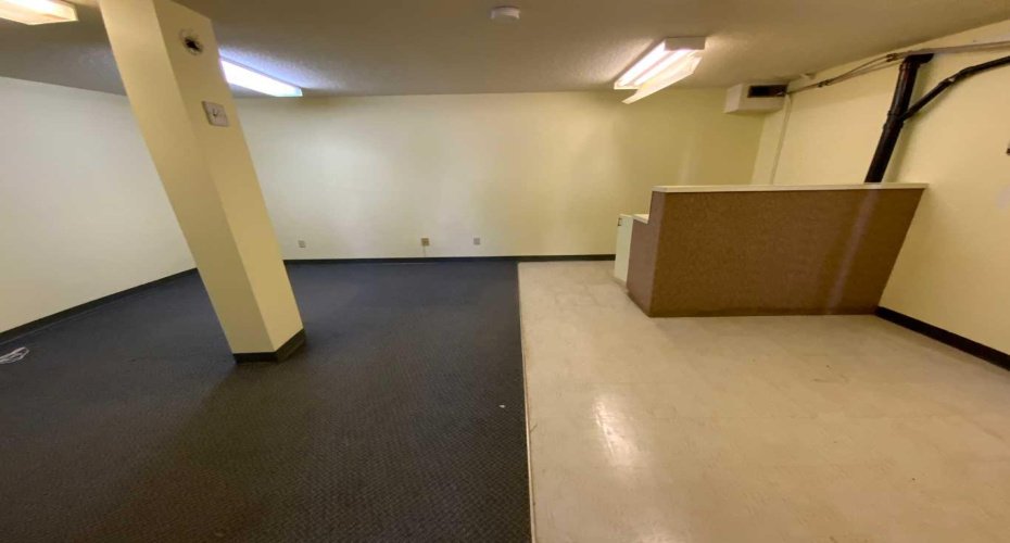 115 & 117 4 th Avenue, Three Hills, Alberta T0M 2A0, 0 , 0 ,0,Commercial,For Lease,4 th,0,A2233437