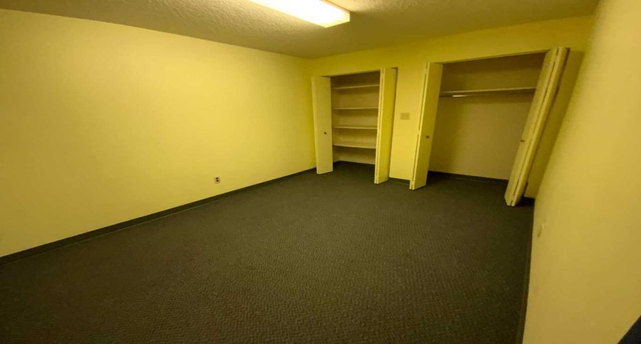 115 & 117 4 th Avenue, Three Hills, Alberta T0M 2A0, 0 , 0 ,0,Commercial,For Lease,4 th,0,A2233437