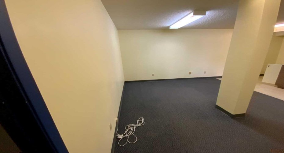 115 & 117 4 th Avenue, Three Hills, Alberta T0M 2A0, 0 , 0 ,0,Commercial,For Lease,4 th,0,A2233437