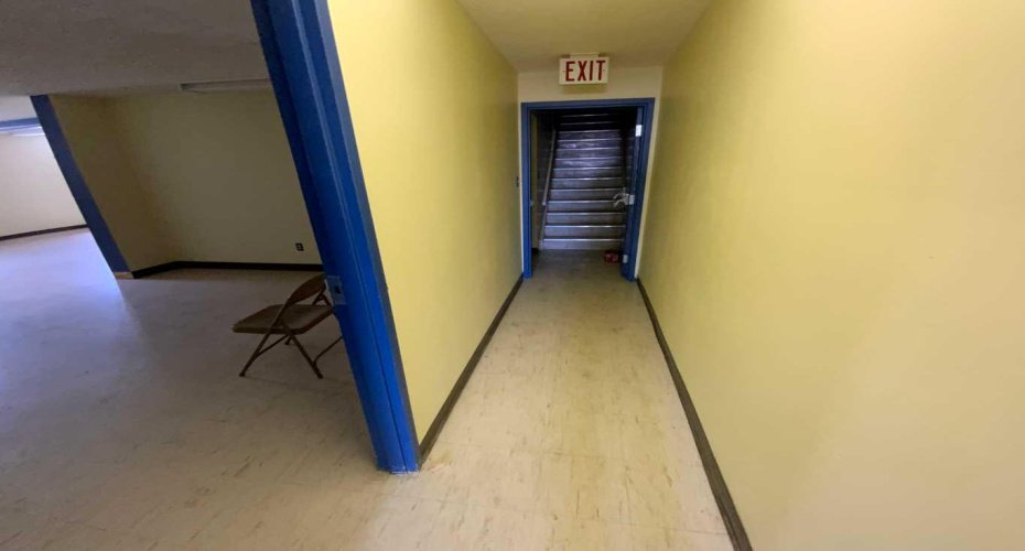 115 & 117 4 th Avenue, Three Hills, Alberta T0M 2A0, 0 , 0 ,0,Commercial,For Lease,4 th,0,A2233437