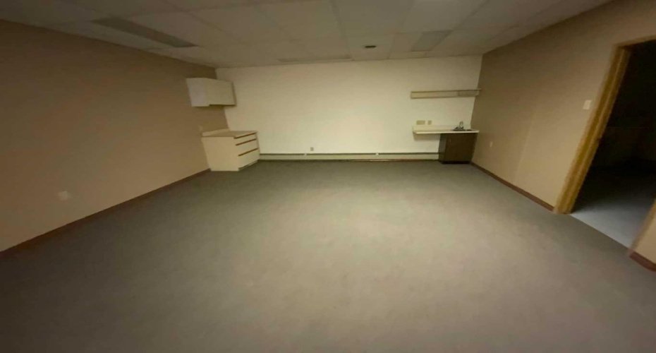 115 & 117 4 th Avenue, Three Hills, Alberta T0M 2A0, 0 , 0 ,0,Commercial,For Lease,4 th,0,A2233437