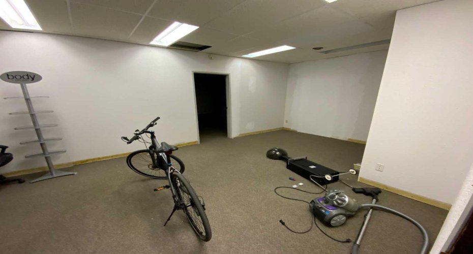 115 & 117 4 th Avenue, Three Hills, Alberta T0M 2A0, 0 , 0 ,0,Commercial,For Lease,4 th,0,A2233437