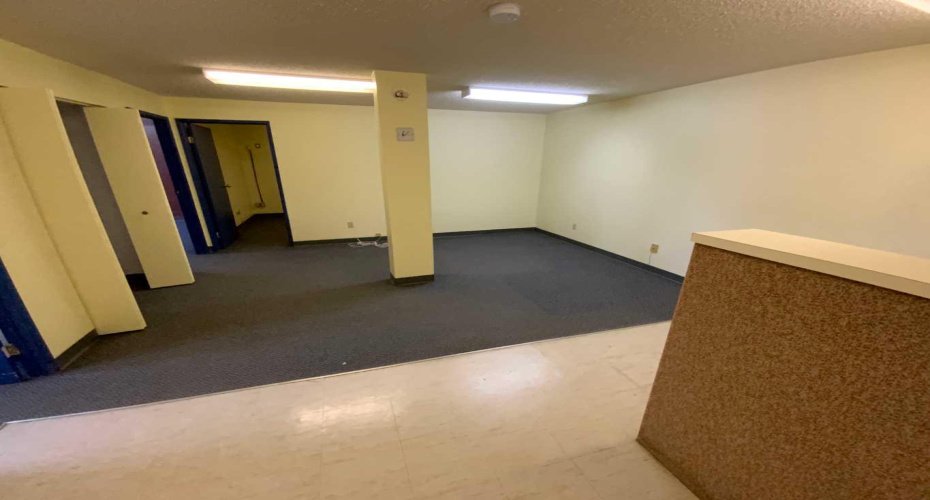 115 & 117 4 th Avenue, Three Hills, Alberta T0M 2A0, 0 , 0 ,0,Commercial,For Lease,4 th,0,A2233437