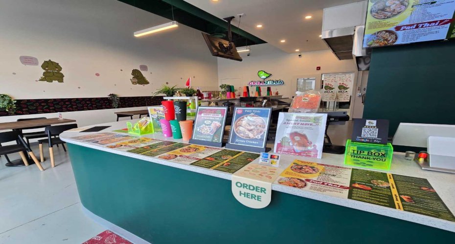 2 Royal Vista Link, Calgary, Alberta T3R 0K4, ,Commercial,For Lease,Royal Vista,A2233728