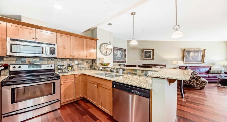 1002 8 Avenue, Canmore, Alberta T1W 0C4, 2 Bedroom Bedrooms, 0 ,2 BathroomBathrooms,Residential,For Sale,8,0,A2233464