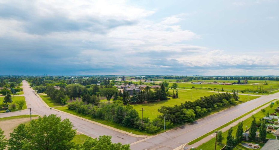 6103 52 Avenue, Vermilion, Alberta T9X 1X3, 0 , 0 ,0,Land,For Sale,52,0,A2233797