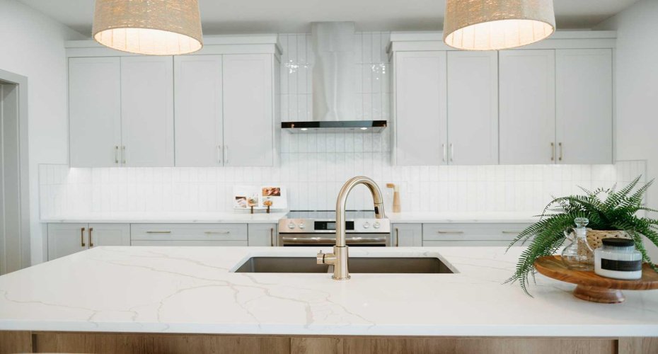 807 Lakewood Circle, Strathmore, Alberta T1P 0G8, 3 Bedrooms Bedrooms, ,2 BathroomsBathrooms,Residential,For Sale,Lakewood,A2233550