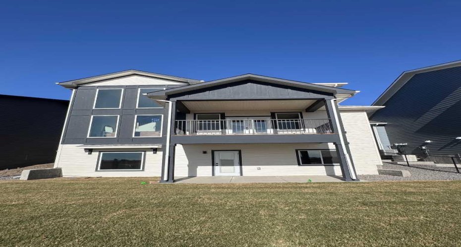 807 Lakewood Circle, Strathmore, Alberta T1P 0G8, 3 Bedrooms Bedrooms, ,2 BathroomsBathrooms,Residential,For Sale,Lakewood,A2233550