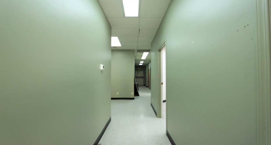 4402 52 Avenue, Lloydminster, Alberta T9V 0Y9, 0 , 0 ,0,Commercial,For Lease,52,0,A2235334