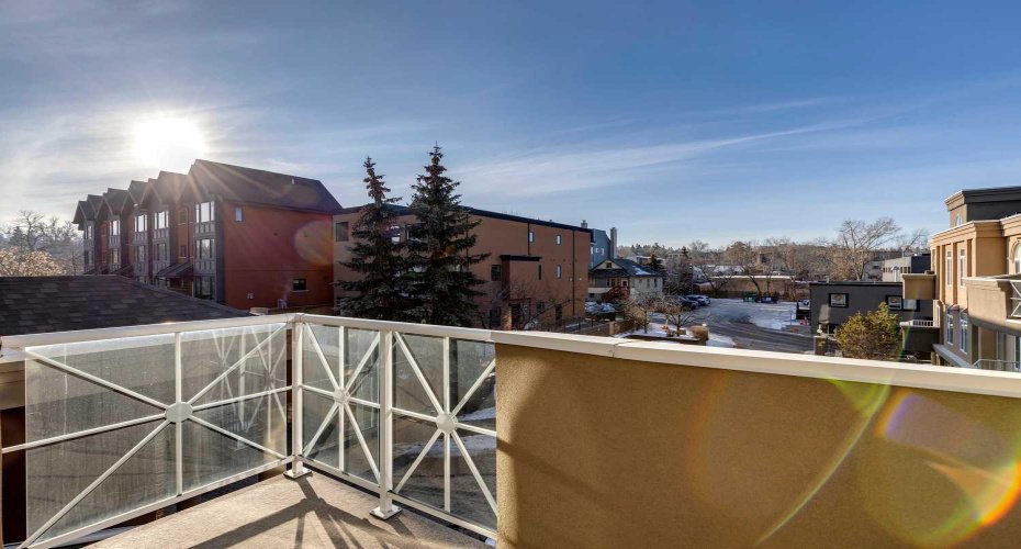 1800 14A Street, Calgary, Alberta T2T6K3, 2 Bedrooms Bedrooms, ,2 BathroomsBathrooms,Residential,For Sale,14A,A2234436