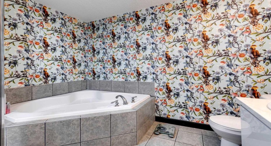 1800 14A Street, Calgary, Alberta T2T6K3, 2 Bedrooms Bedrooms, ,2 BathroomsBathrooms,Residential,For Sale,14A,A2234436