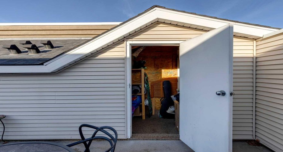 1800 14A Street, Calgary, Alberta T2T6K3, 2 Bedrooms Bedrooms, ,2 BathroomsBathrooms,Residential,For Sale,14A,A2234436