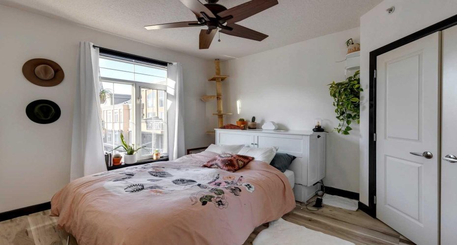 1800 14A Street, Calgary, Alberta T2T6K3, 2 Bedrooms Bedrooms, ,2 BathroomsBathrooms,Residential,For Sale,14A,A2234436