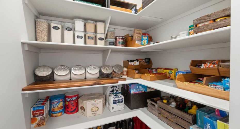 Walk-in pantry