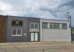 10009 100 Avenue, Peace River, Alberta T8S 2A5, ,Commercial,For Sale,100,A2236573
