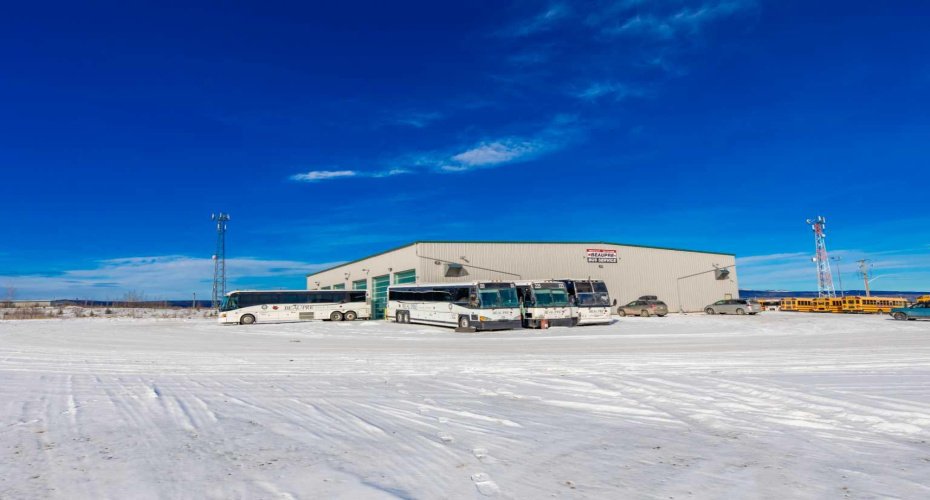 156 Steele Crescent, Hinton, Alberta T7V 2G5, ,Commercial,For Sale,Steele,A2236667