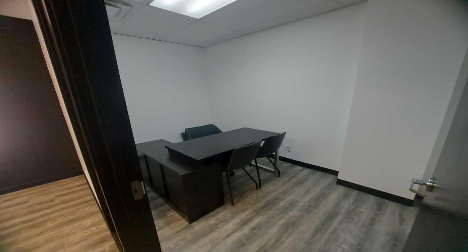 4418 50 Avenue, Red Deer, Alberta T4N 3Z6, ,Commercial,For Lease,50,A2237745