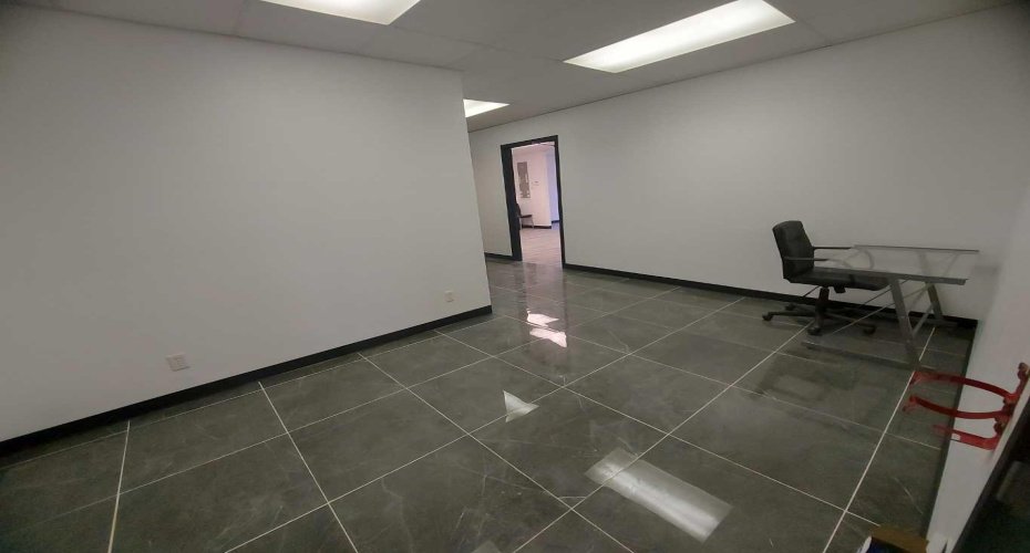 4418 50 Avenue, Red Deer, Alberta T4N 3Z6, ,Commercial,For Lease,50,A2237745