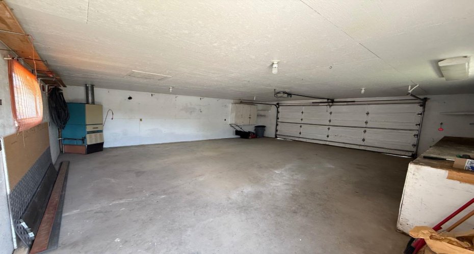 604 3 Street, Hanna, Alberta T0J1P0, 5 Bedrooms Bedrooms, ,1 BathroomBathrooms,Residential,For Sale,3,A2228966