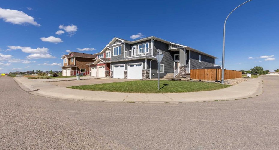 5401 43 Street, Taber, Alberta T1G 0E2, 5 Bedrooms Bedrooms, ,3 BathroomsBathrooms,Residential,For Sale,43,A2237672