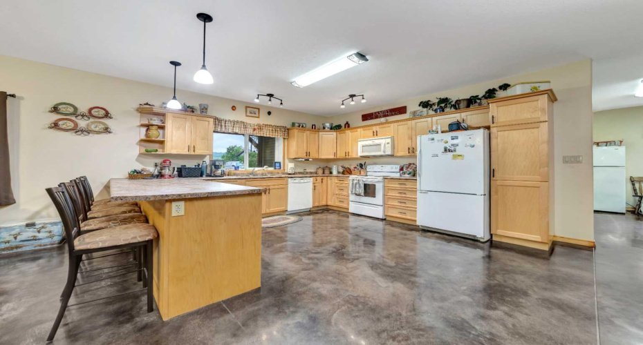 PT NW & NE 1-54-2-4, S 1/2 1-54-2-4, NW 6-54-1, Rural Vermilion River, County of, Alberta T0B 2X0, ,Agri-business,For Sale,PT NW & NE 1-54-2-4, S 1/2 1-54-2-4, NW 6-54-1,A2238520