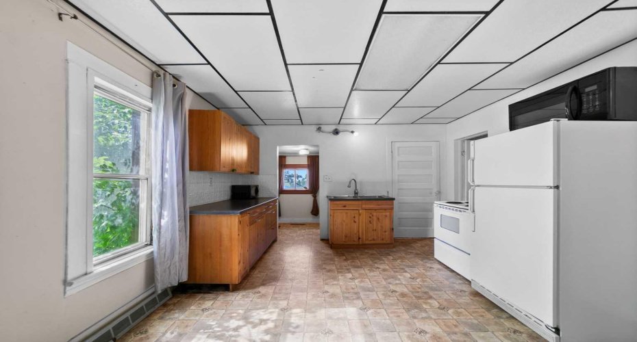 4928 51 Street, Hardisty, Alberta T0B1V0, 4 Bedrooms Bedrooms, ,1 BathroomBathrooms,Residential,For Sale,51,A2238869