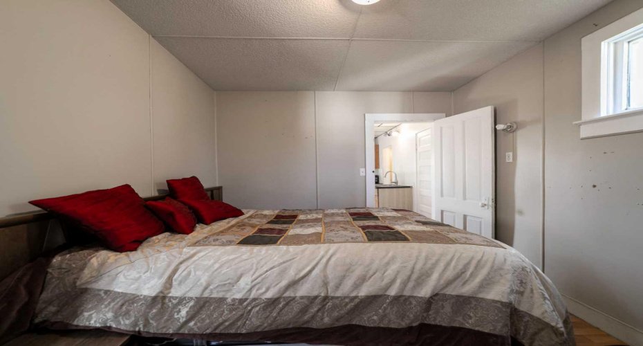 4928 51 Street, Hardisty, Alberta T0B1V0, 4 Bedrooms Bedrooms, ,1 BathroomBathrooms,Residential,For Sale,51,A2238869