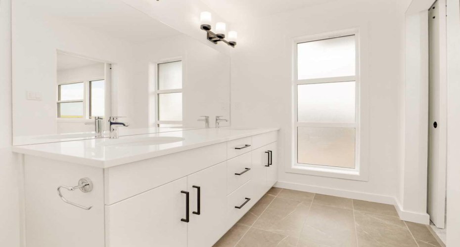 714 Violet Place, Lethbridge, Alberta T1J5V1, 3 Bedrooms Bedrooms, ,3 BathroomsBathrooms,Residential,For Sale,Violet,A2180225