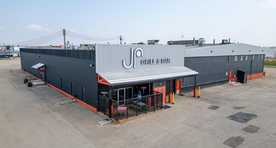 10904 92 Avenue, Grande Prairie, Alberta T8V 6B5, ,Commercial,For Sale,92,A2234839